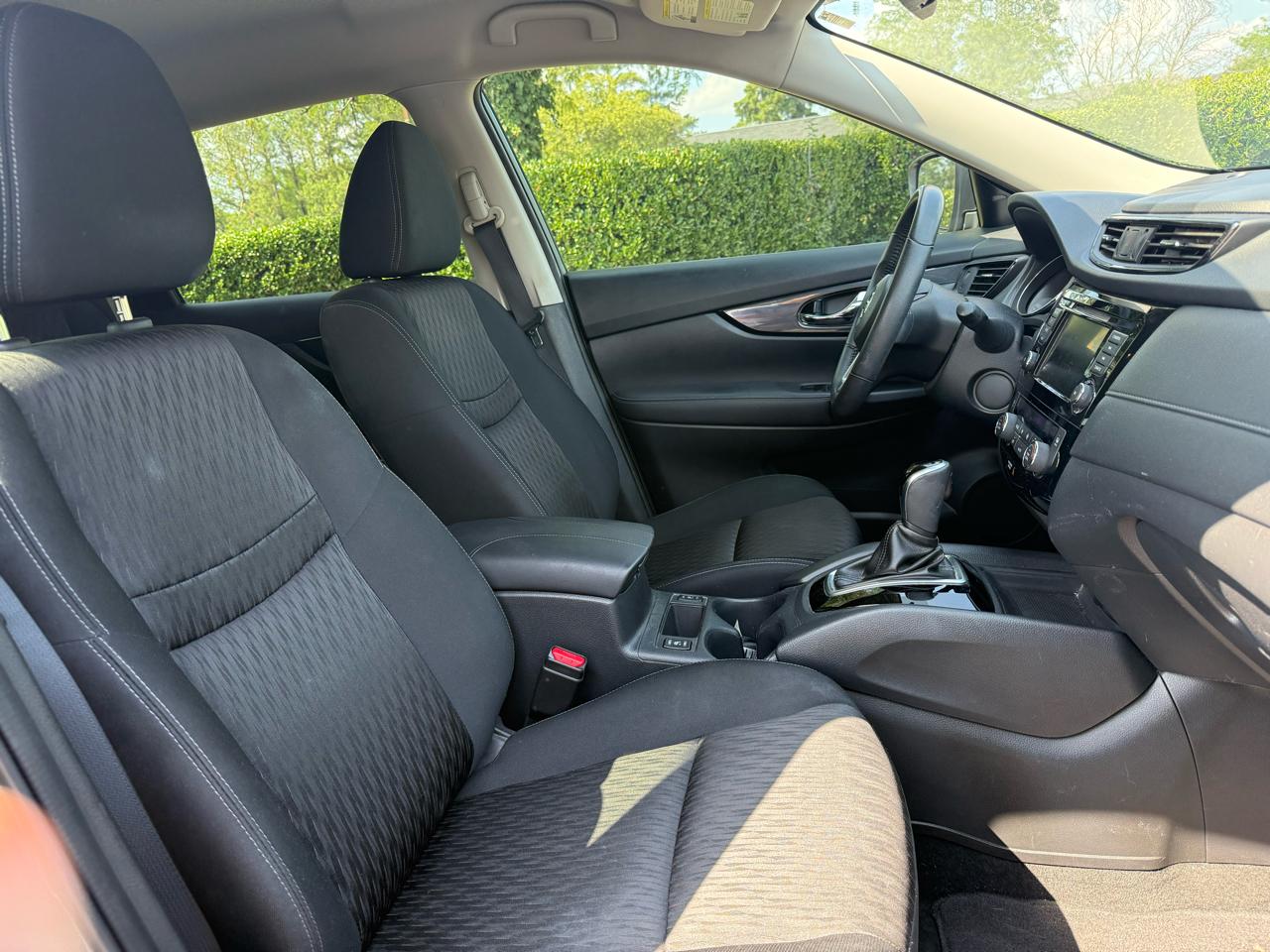 Nissan Rogue FWD SV 2020