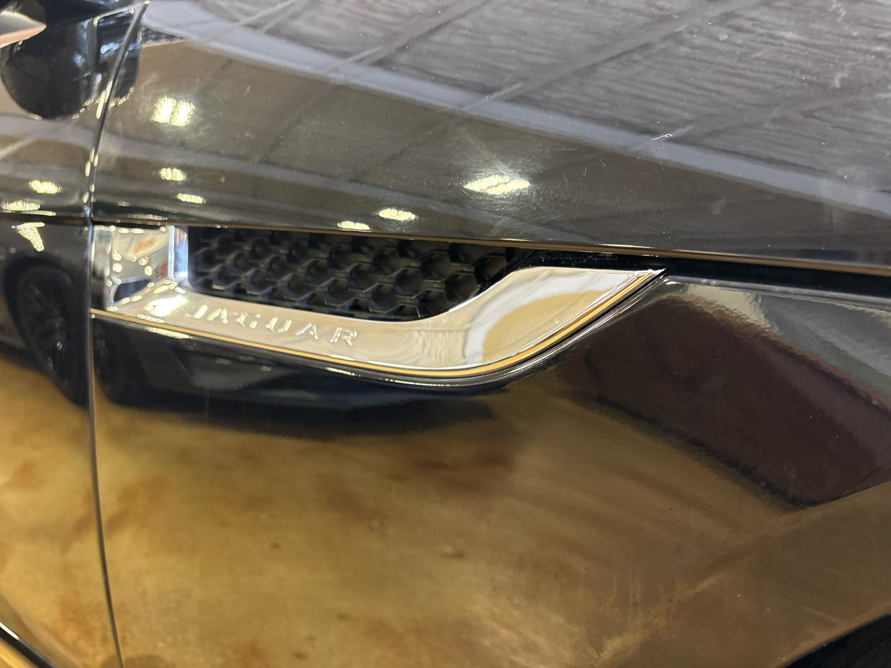 Jaguar F-Type P300 Convertible 2020