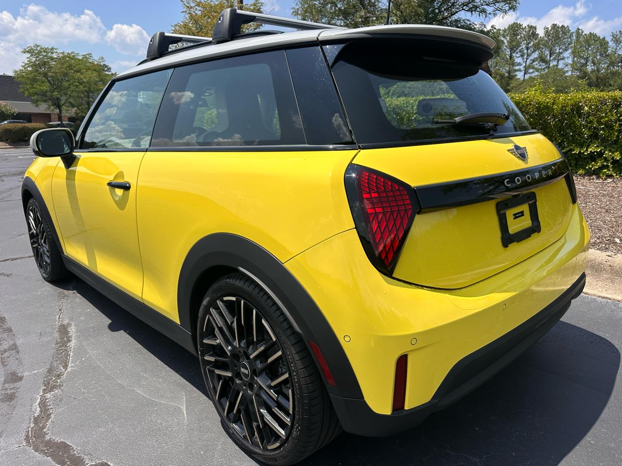MINI Cooper S Signature 2 Door Hatchback 2025