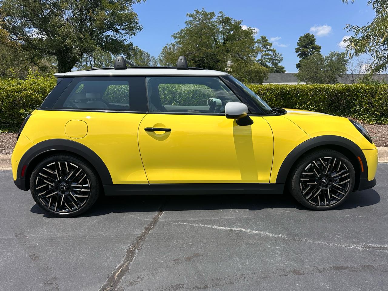 MINI Cooper S Signature 2 Door Hatchback 2025