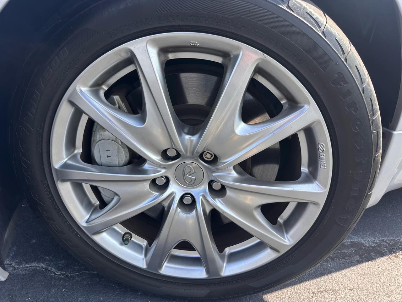 Infiniti G37S  2012