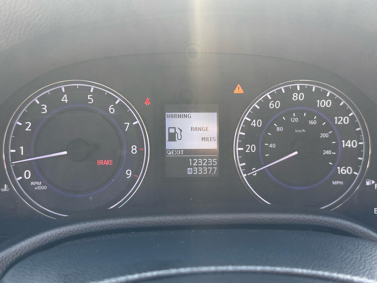 Infiniti G37S  2012