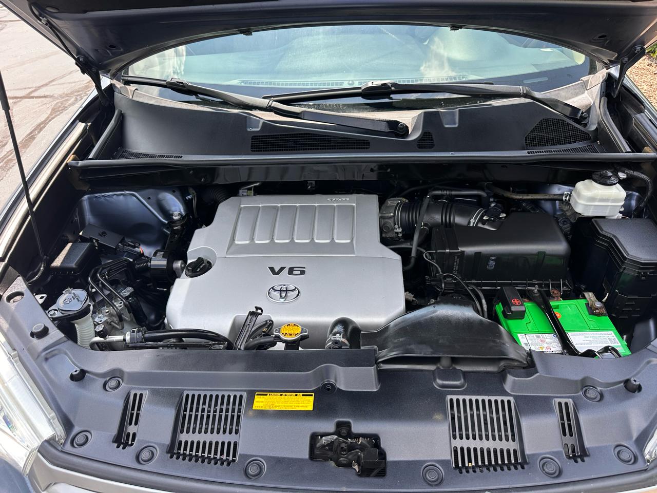 Toyota Highlander Limited V6 4WD 2013