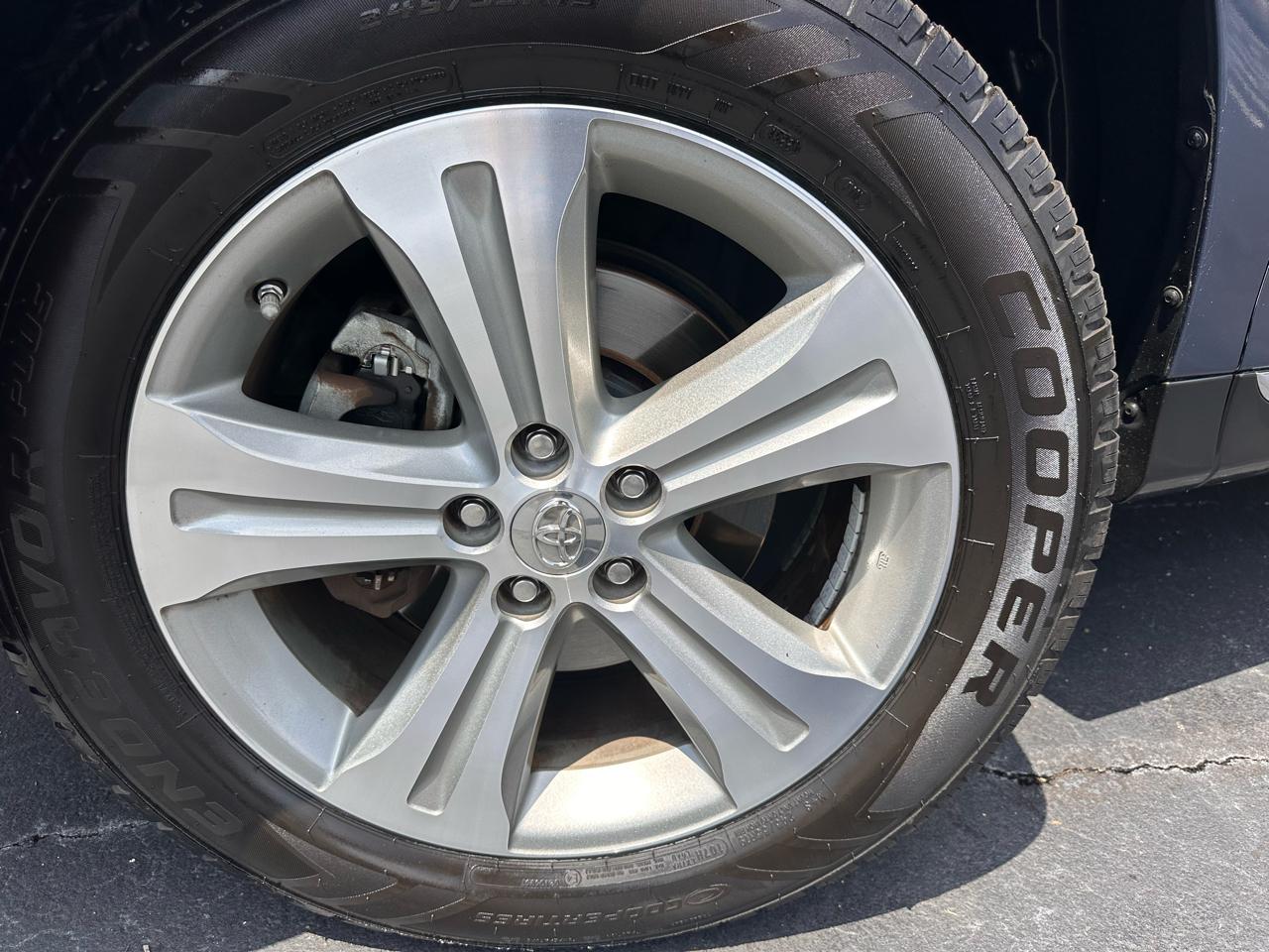 Toyota Highlander Limited V6 4WD 2013