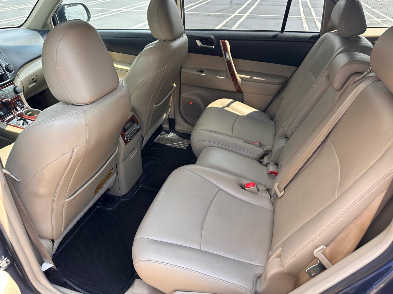 Toyota Highlander Limited V6 4WD 2013