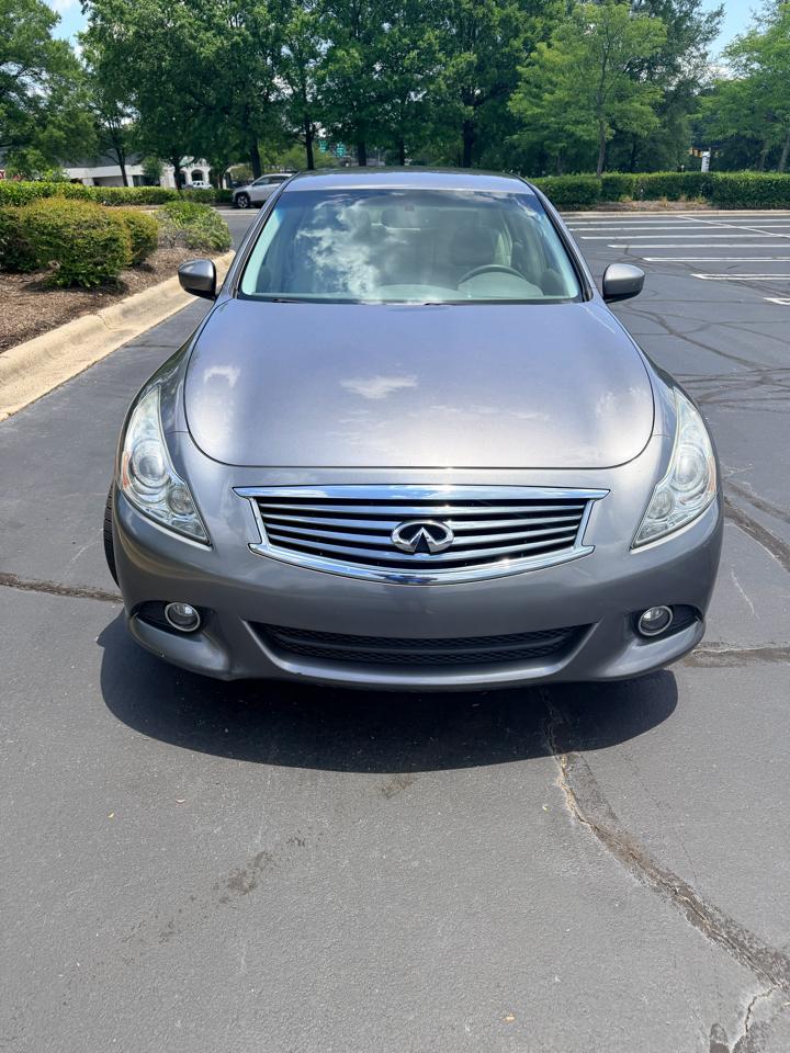Infiniti G25 Sedan 4dr Journey RWD 2011