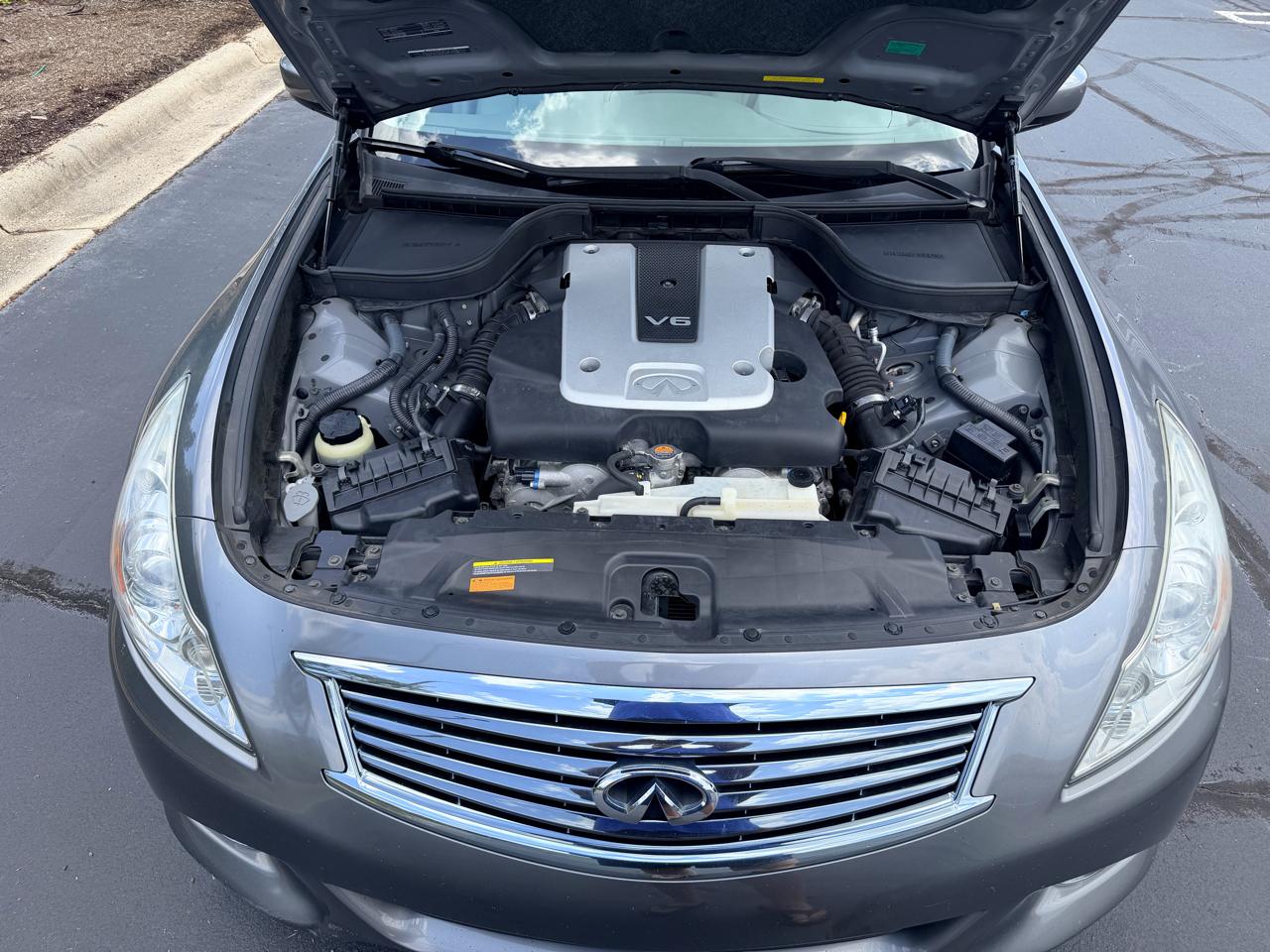 Infiniti G25 Sedan 4dr Journey RWD 2011