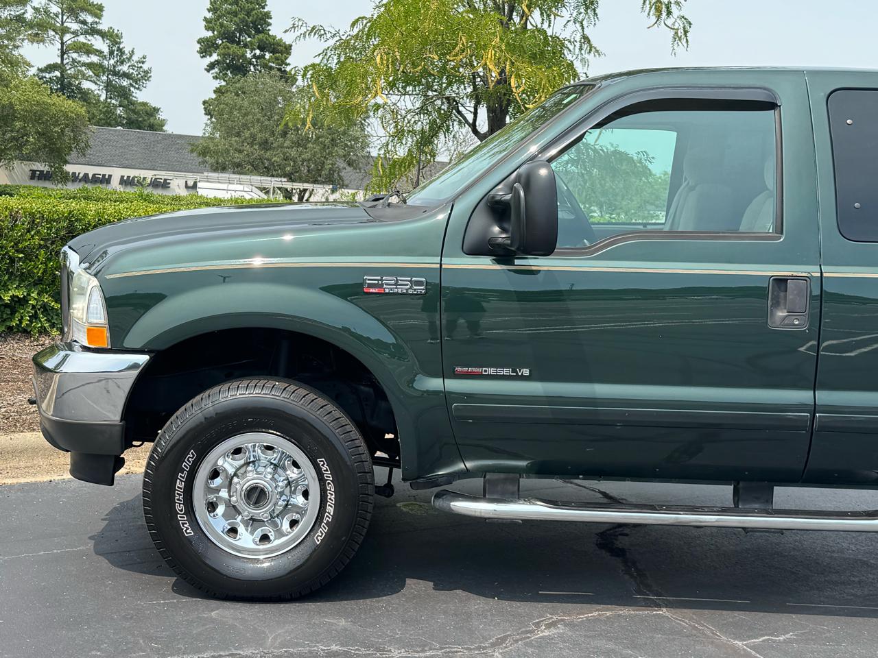 Ford Super Duty F-250 Supercab 142" Lariat 4WD 2003