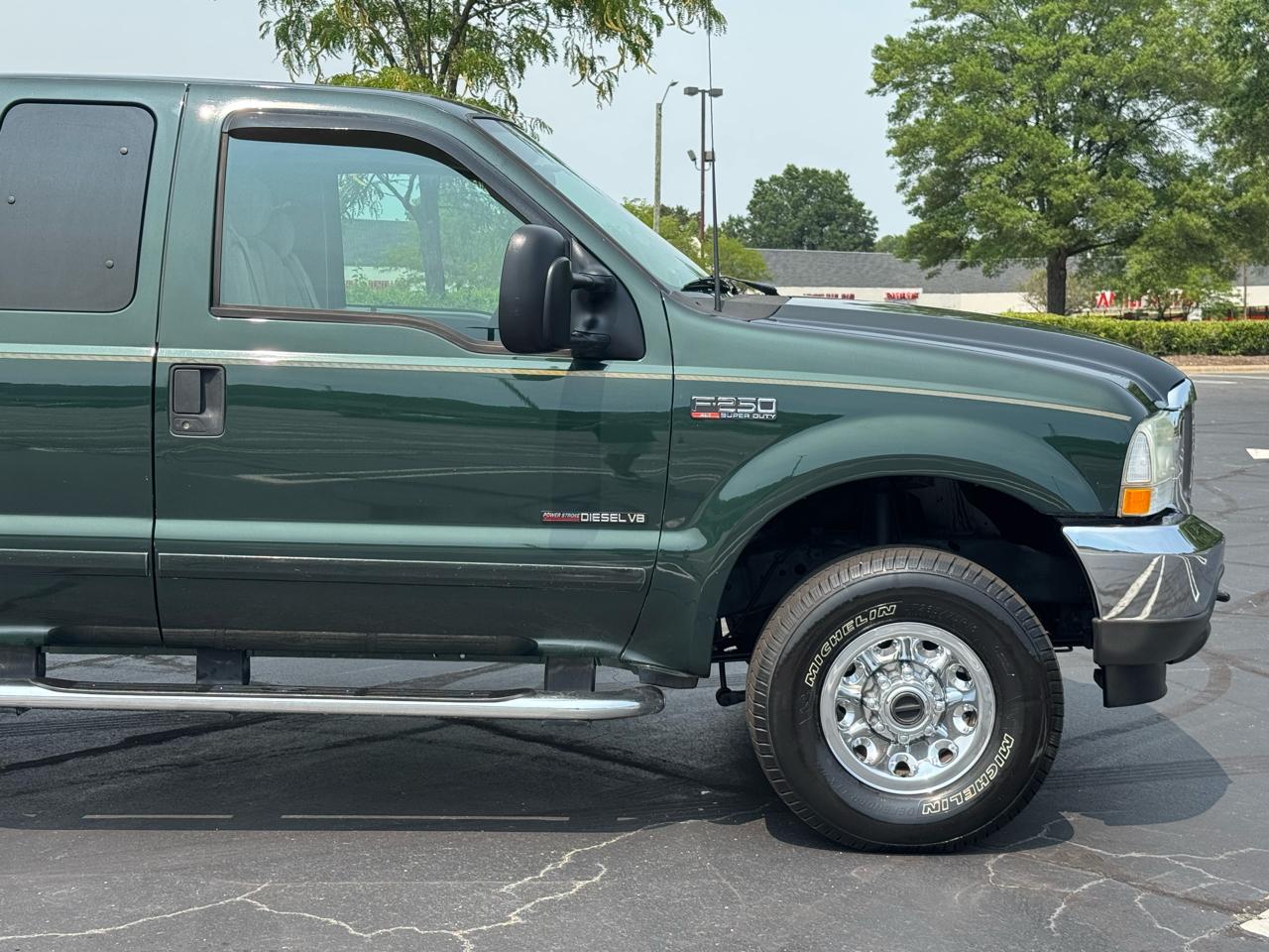 Ford Super Duty F-250 Supercab 142" Lariat 4WD 2003