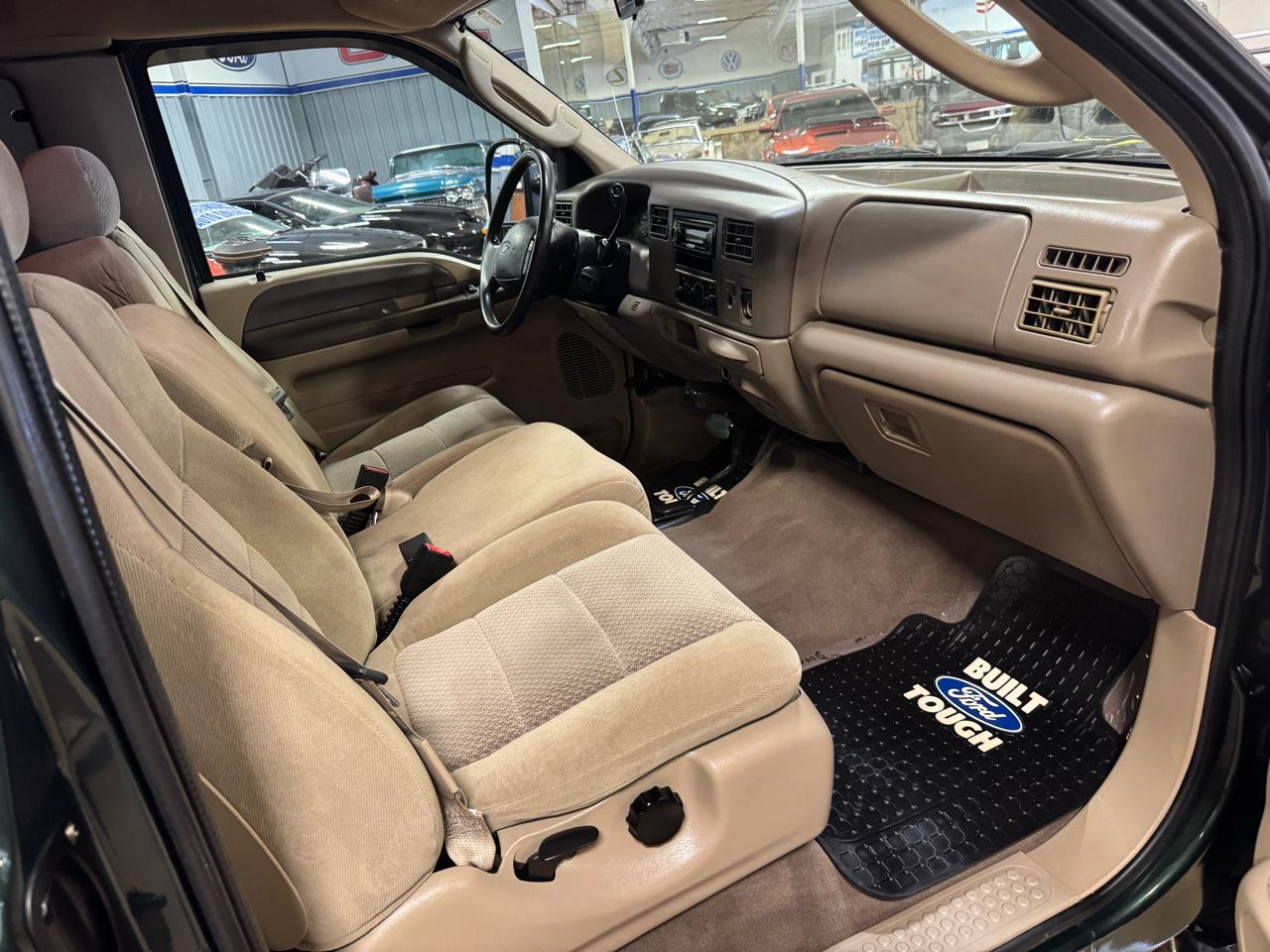 Ford Super Duty F-250 Supercab 142" Lariat 4WD 2003