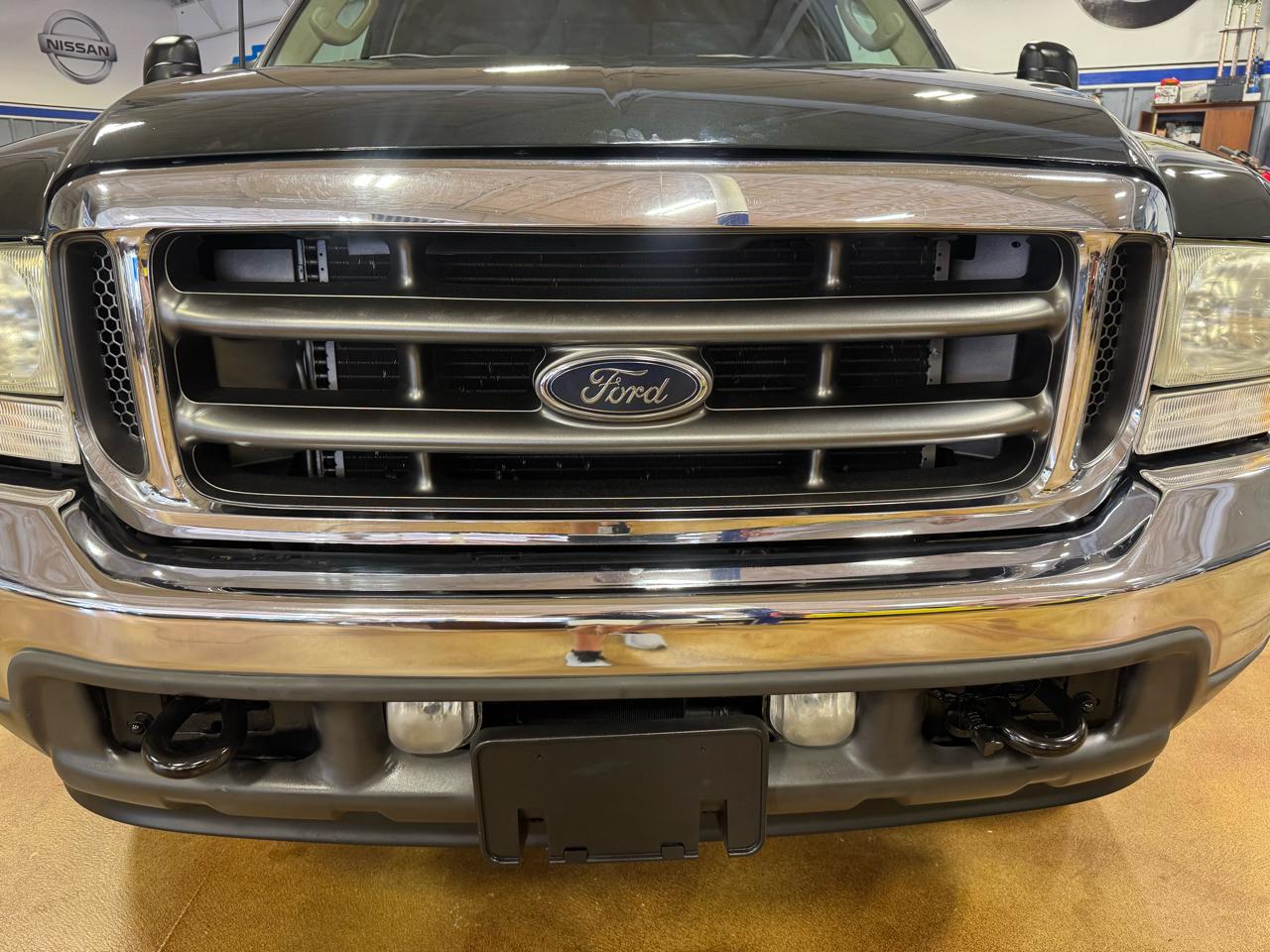 Ford Super Duty F-250 Supercab 142" Lariat 4WD 2003