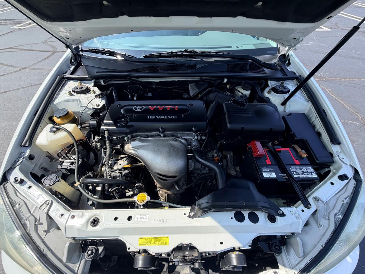 Toyota Camry 4dr Sdn XLE Auto (Natl) 2005