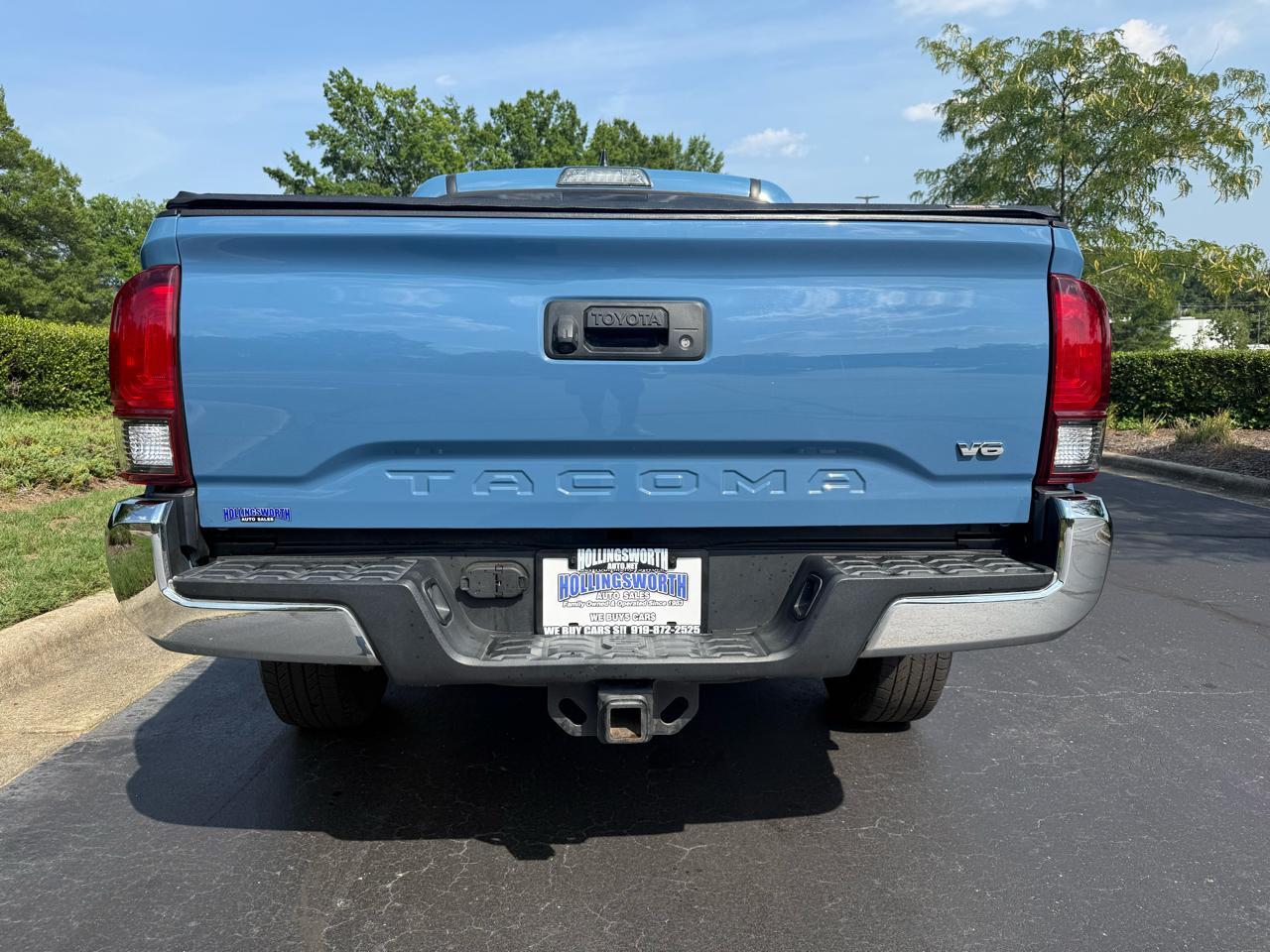 Toyota Tacoma 2WD TRD Off Road Double Cab 5' Bed V6 AT (Natl) 2019