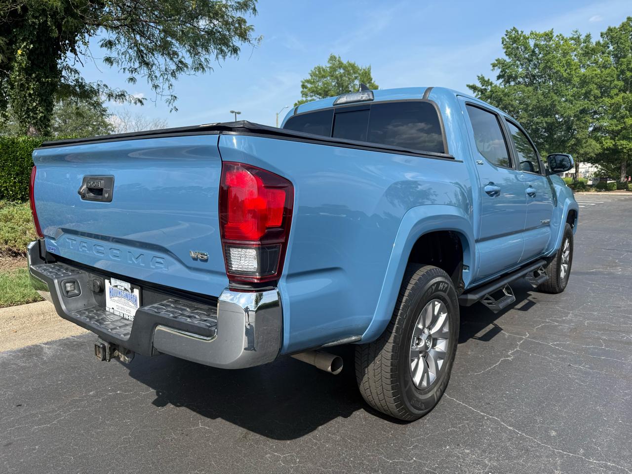 Toyota Tacoma 2WD TRD Off Road Double Cab 5' Bed V6 AT (Natl) 2019