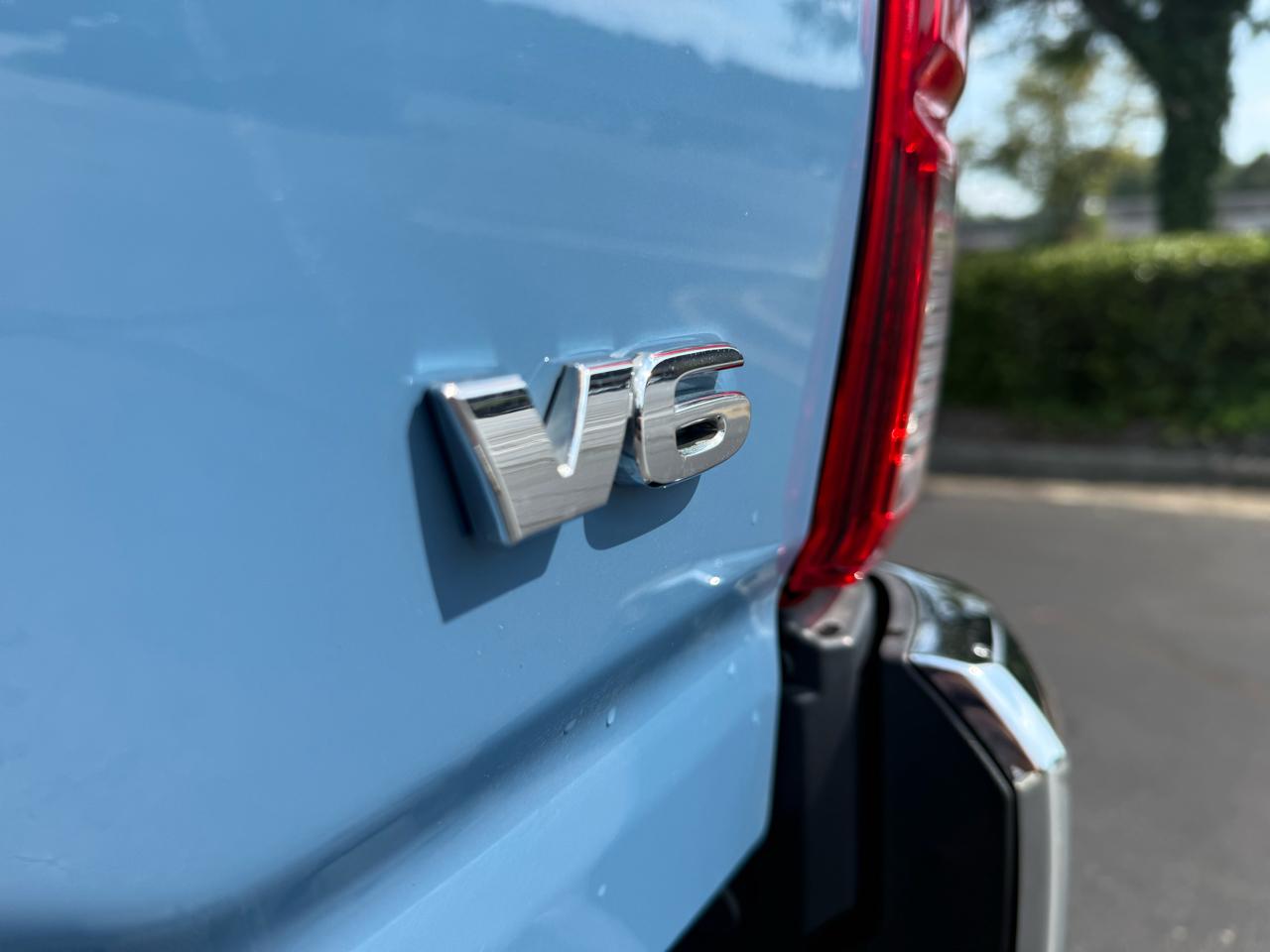 Toyota Tacoma 2WD TRD Off Road Double Cab 5' Bed V6 AT (Natl) 2019
