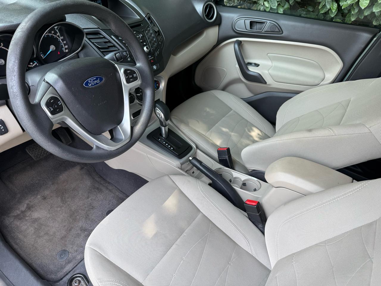 Ford Fiesta SE Sedan 2017
