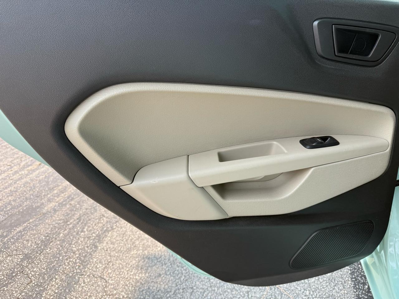 Ford Fiesta SE Sedan 2017