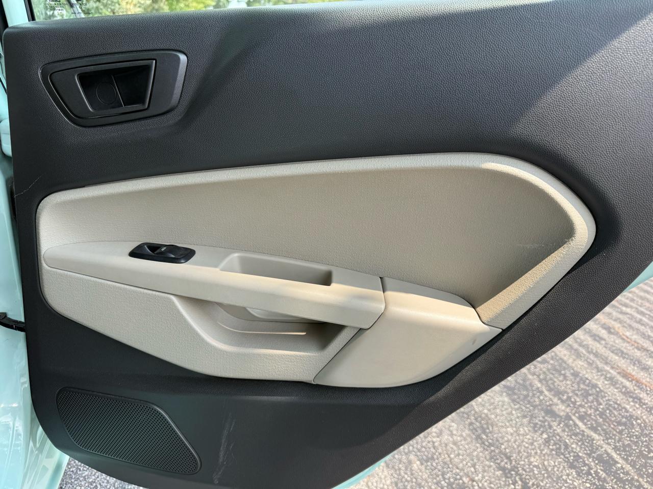 Ford Fiesta SE Sedan 2017