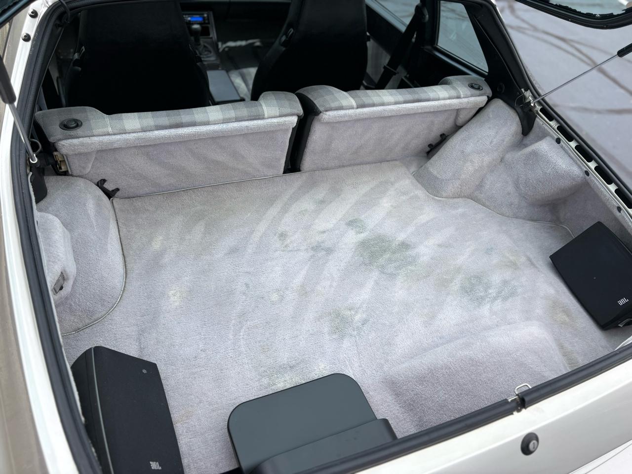 Porsche 944 2dr Coupe 5-Spd 1988