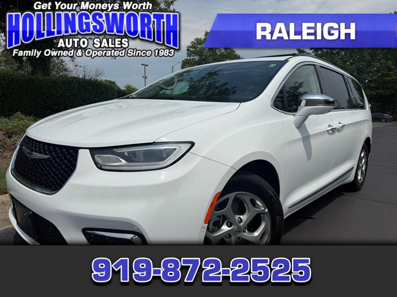 2022 Chrysler Pacifica Limited FWD