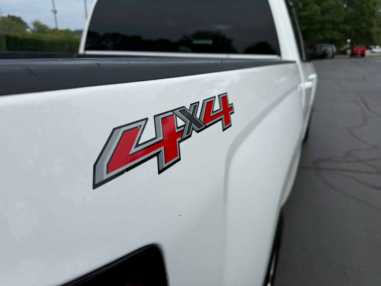 Chevrolet Silverado 1500 4WD Crew Cab 143.5" LT w/1LT 2016
