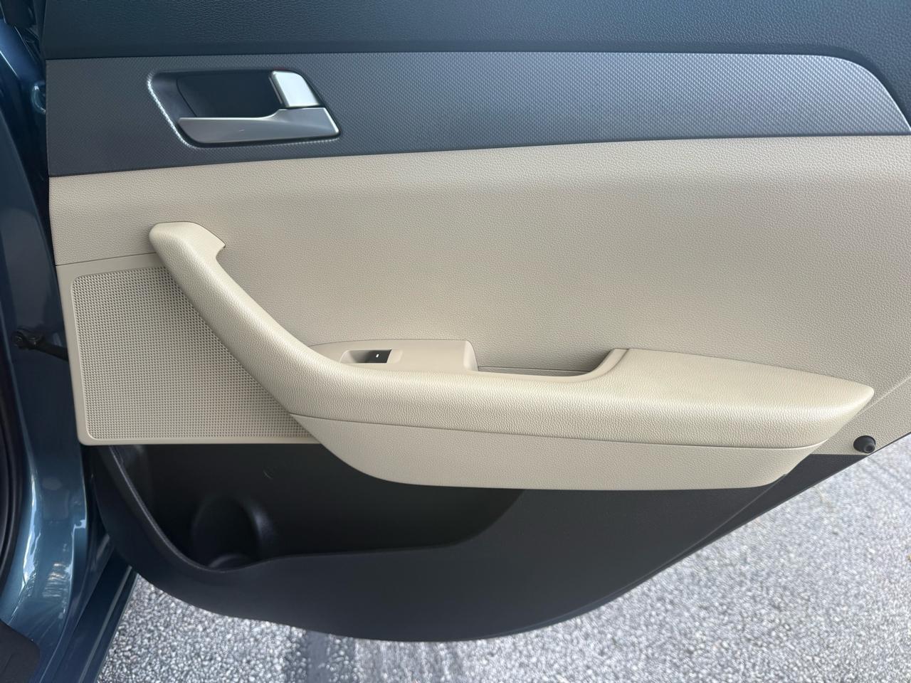 Hyundai Sonata 2.4L 2017
