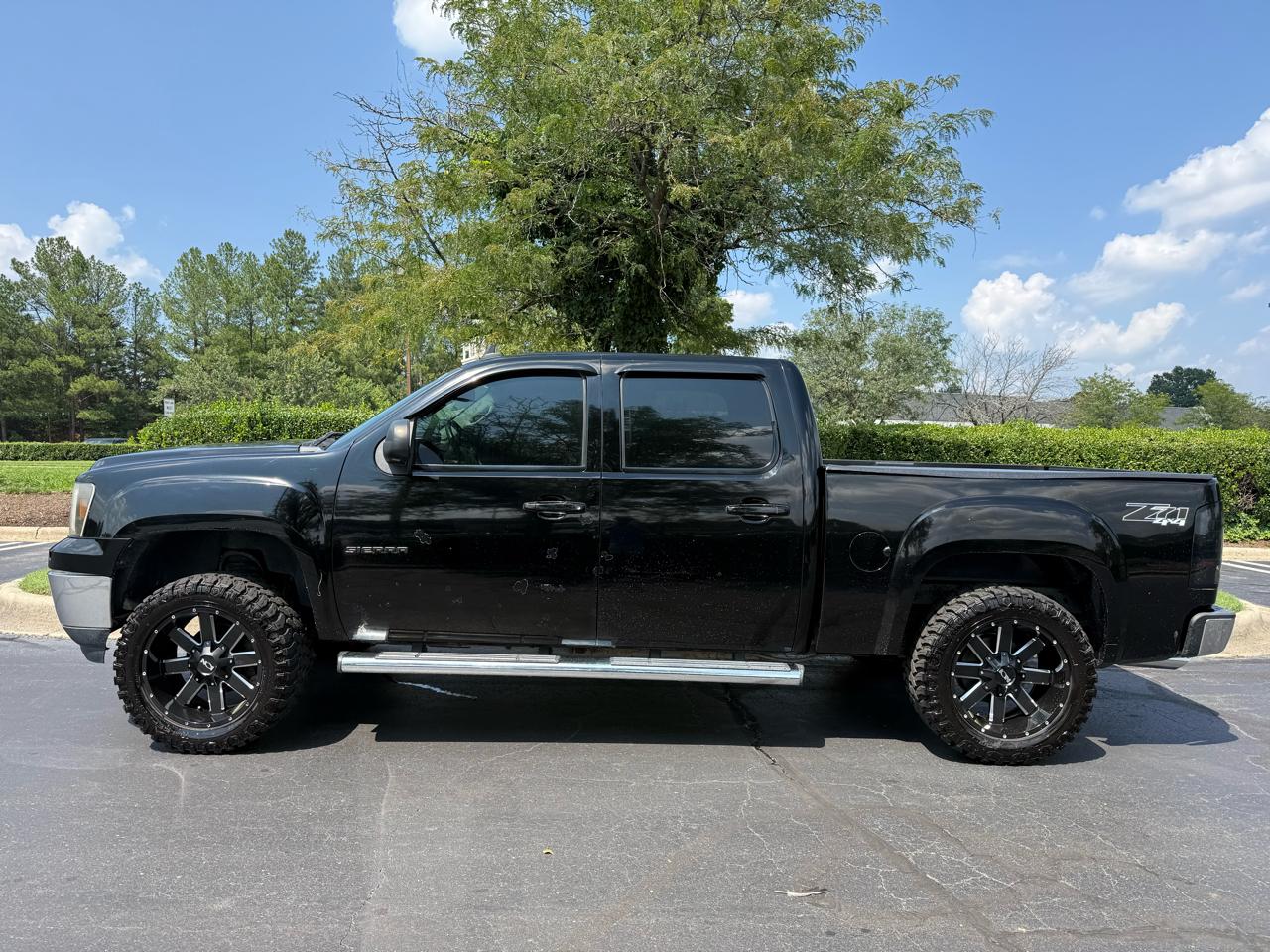 GMC Sierra 1500 SLT Crew Cab Short Bed 4WD 2011