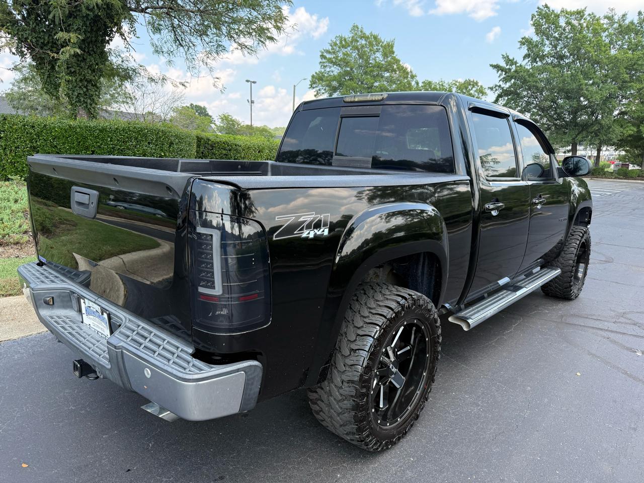 GMC Sierra 1500 SLT Crew Cab Short Bed 4WD 2011