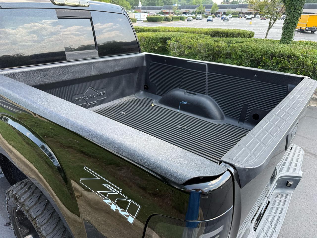 GMC Sierra 1500 SLT Crew Cab Short Bed 4WD 2011