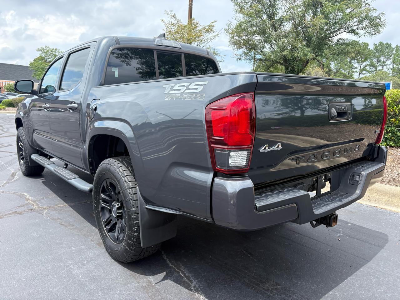 Toyota Tacoma 4WD TRD Off Road Double Cab 5' Bed V6 AT (Natl) 2020