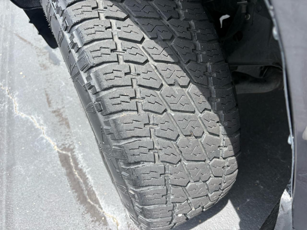 Toyota Tacoma 4WD TRD Off Road Double Cab 5' Bed V6 AT (Natl) 2020