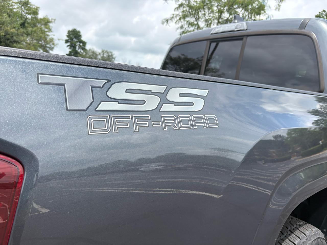 Toyota Tacoma 4WD TRD Off Road Double Cab 5' Bed V6 AT (Natl) 2020