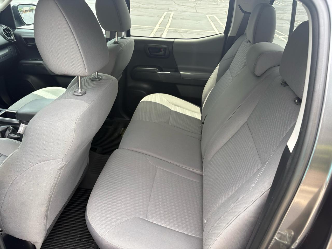 Toyota Tacoma 4WD TRD Off Road Double Cab 5' Bed V6 AT (Natl) 2020