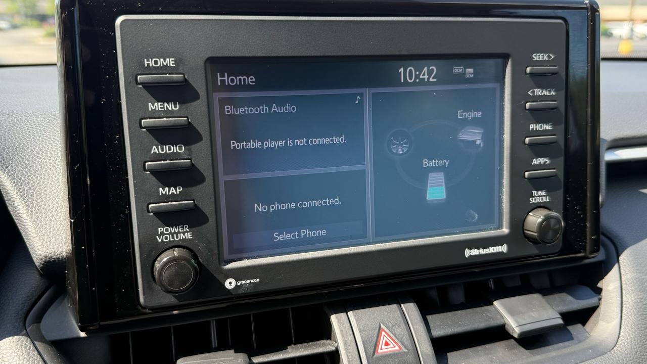 Toyota RAV4 Hybrid XLE AWD (Natl) 2021
