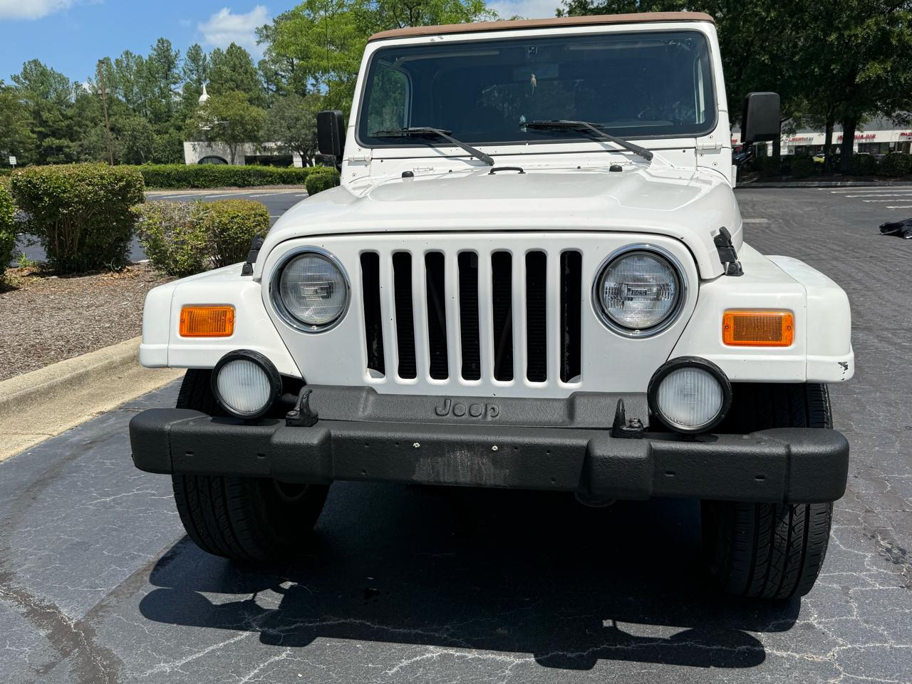 Jeep Wrangler 2dr Sahara 2000