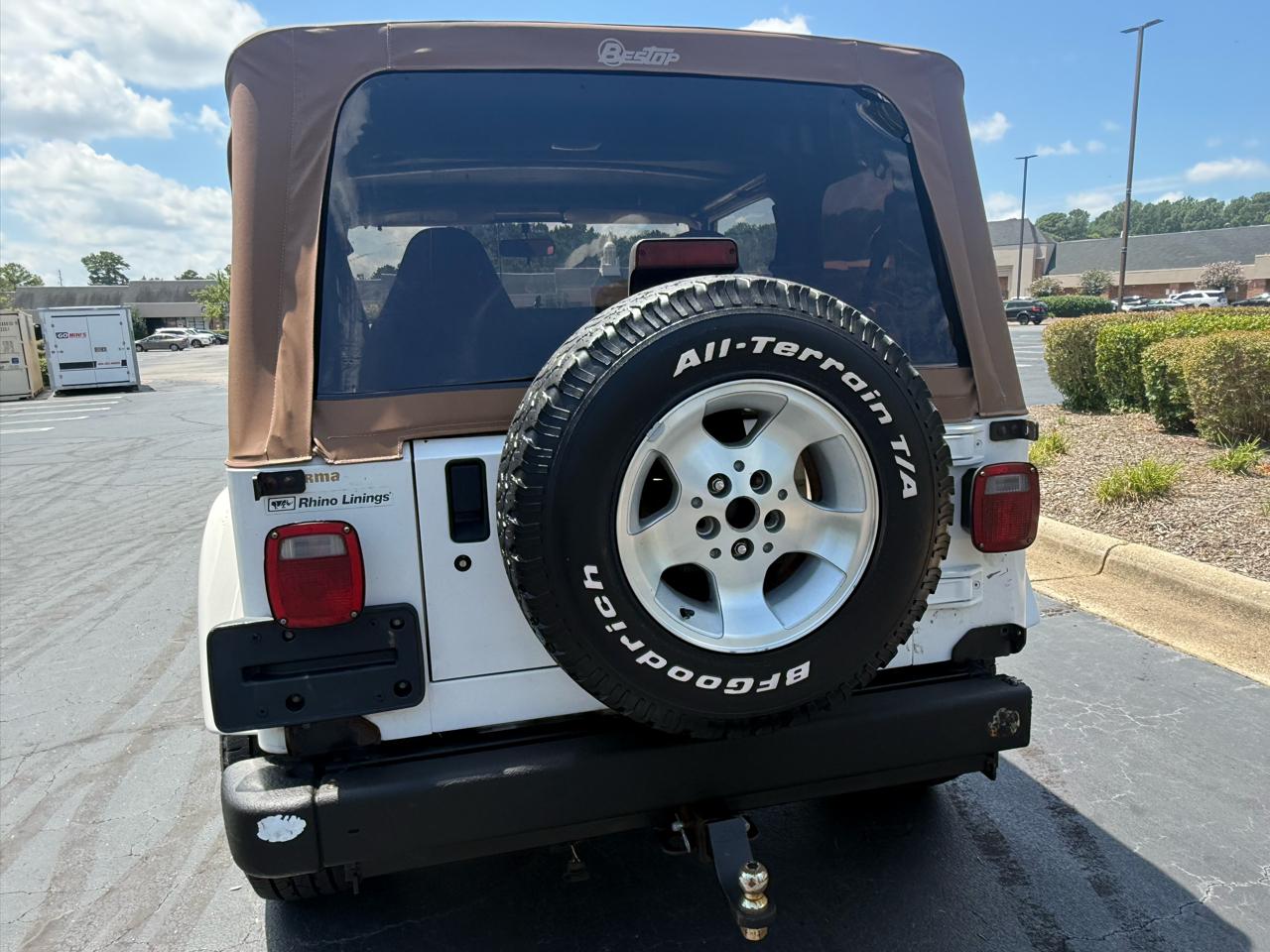 Jeep Wrangler 2dr Sahara 2000