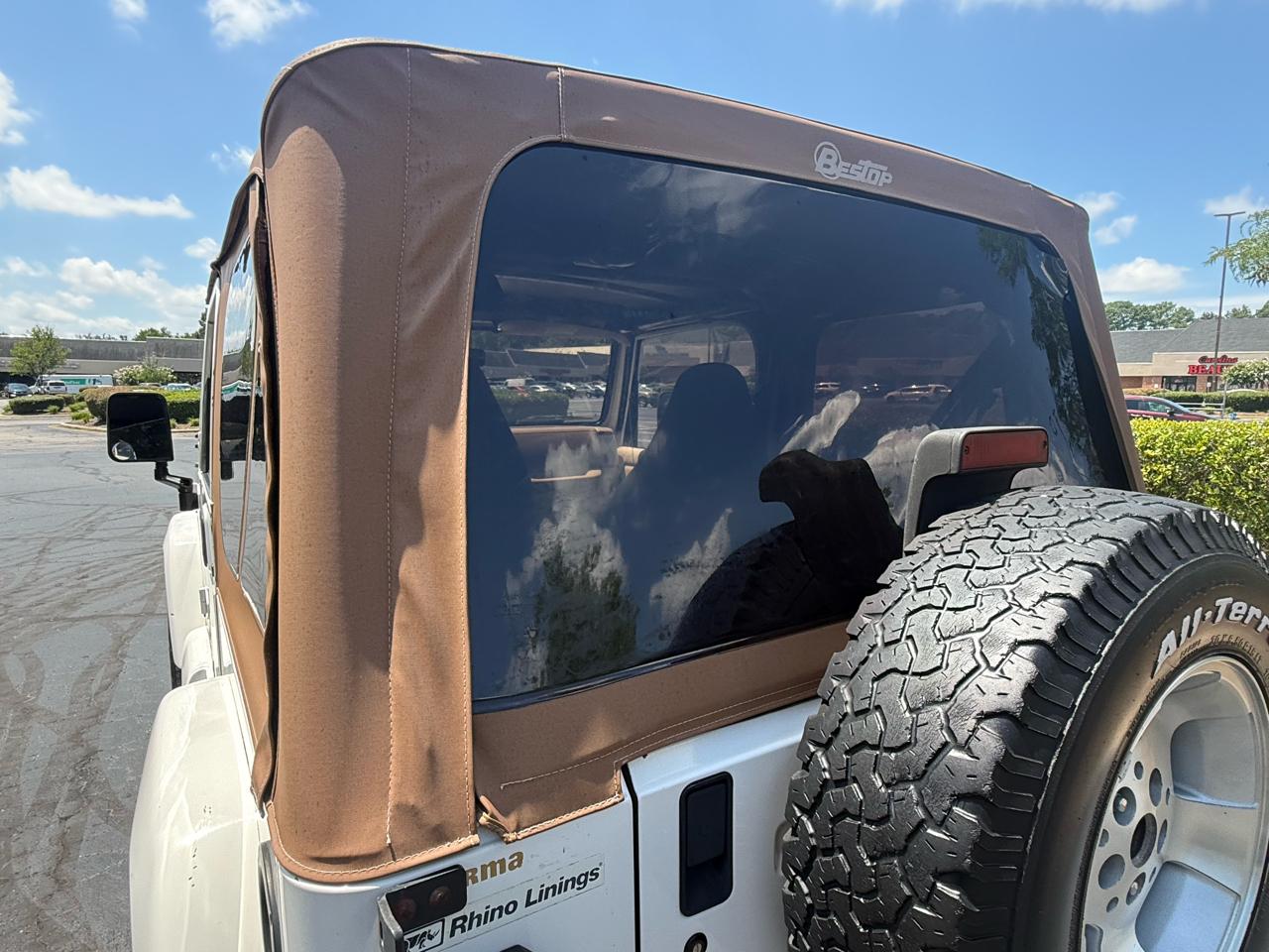Jeep Wrangler 2dr Sahara 2000