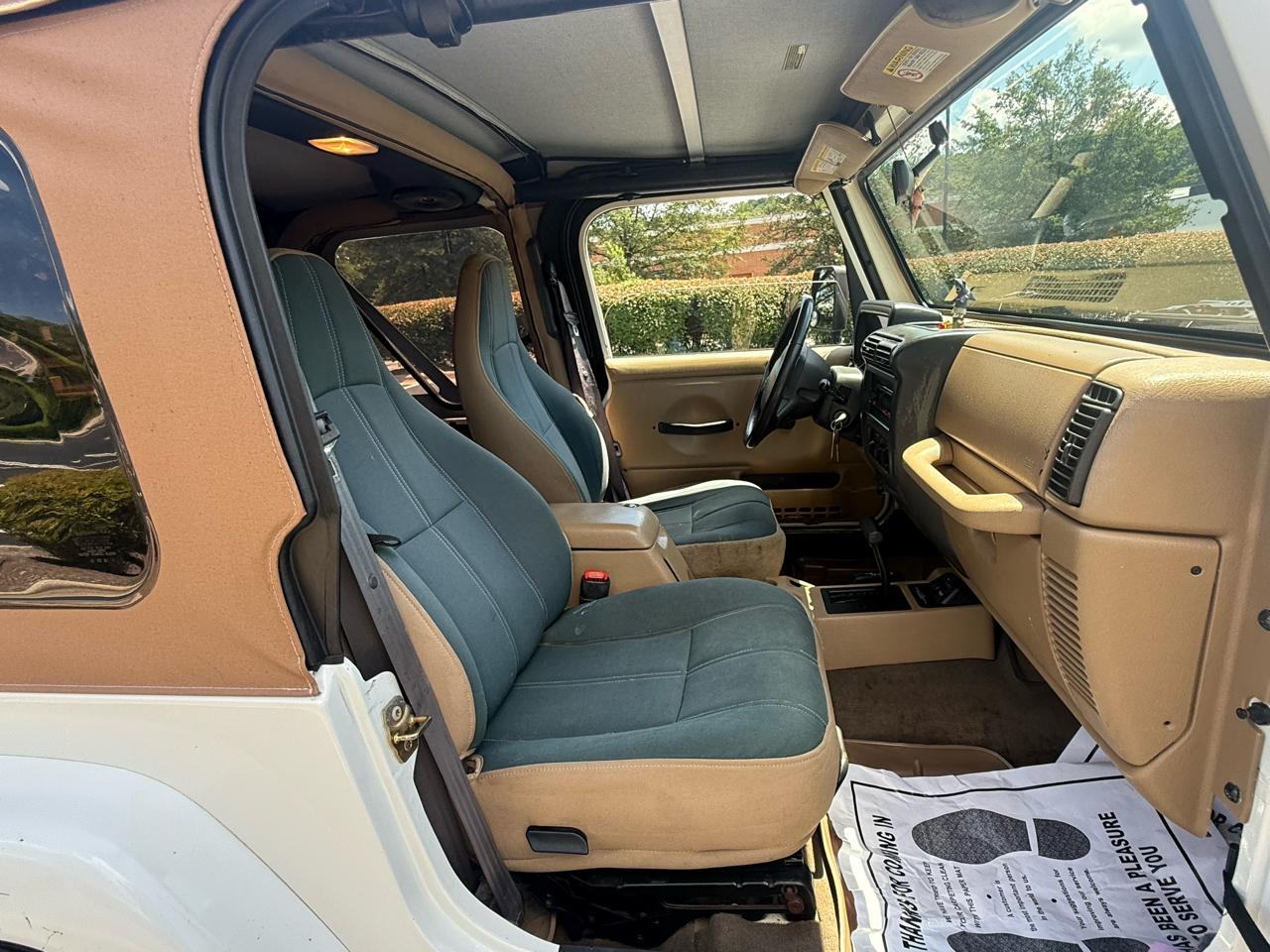 Jeep Wrangler 2dr Sahara 2000