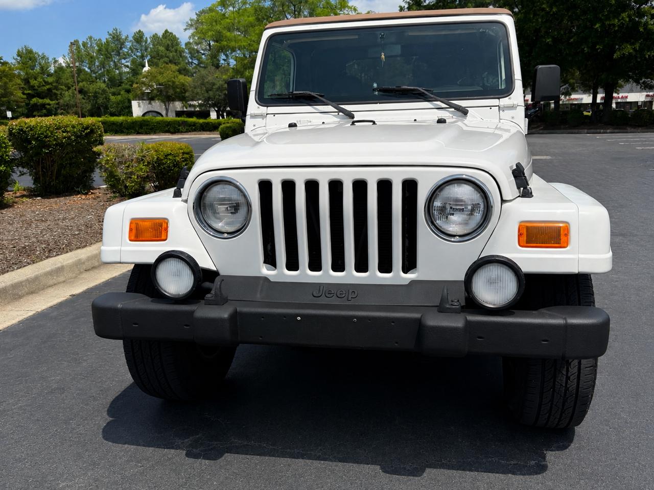 Jeep Wrangler 2dr Sahara 2000