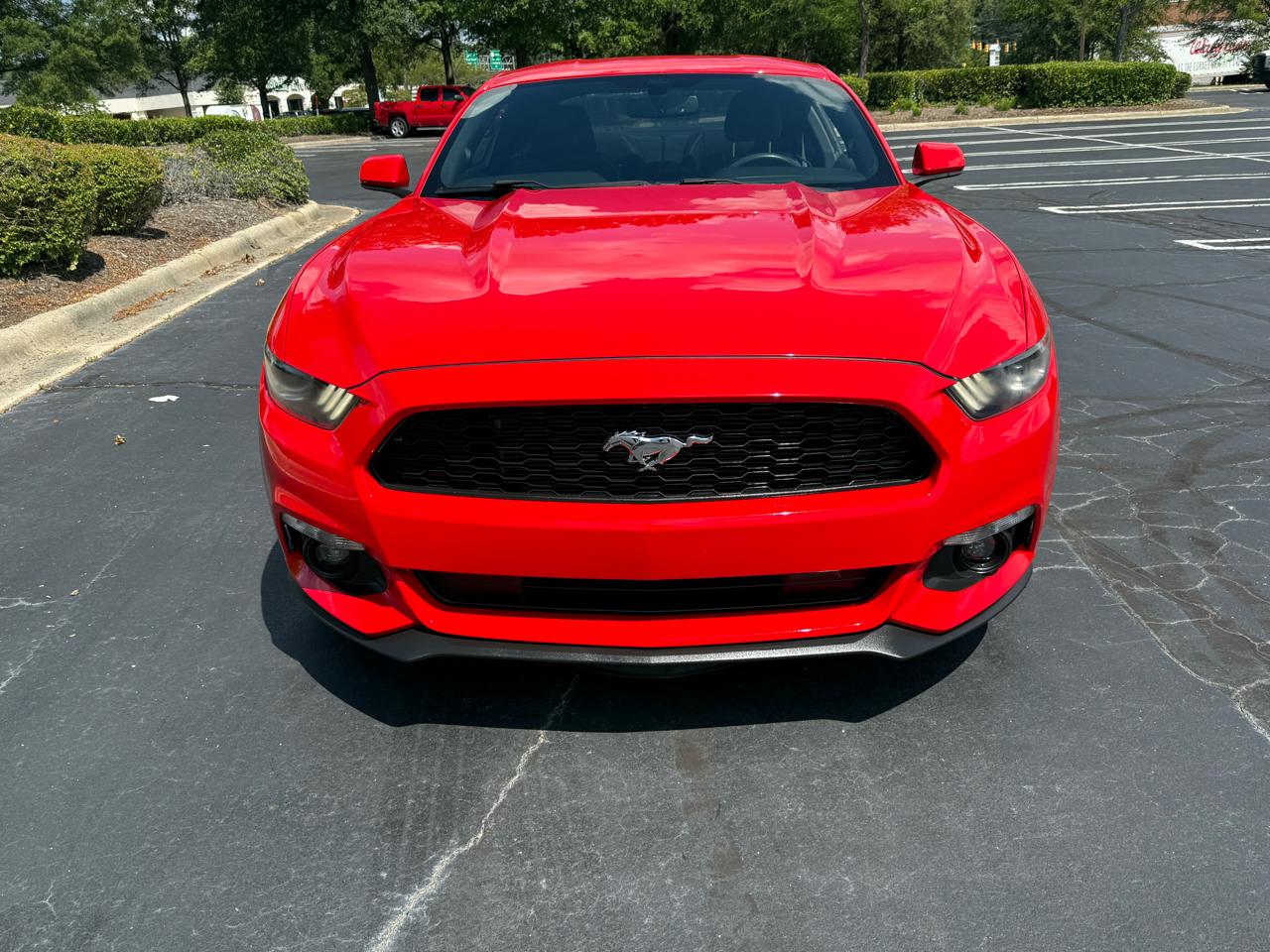 Ford Mustang 2dr Fastback V6 2015