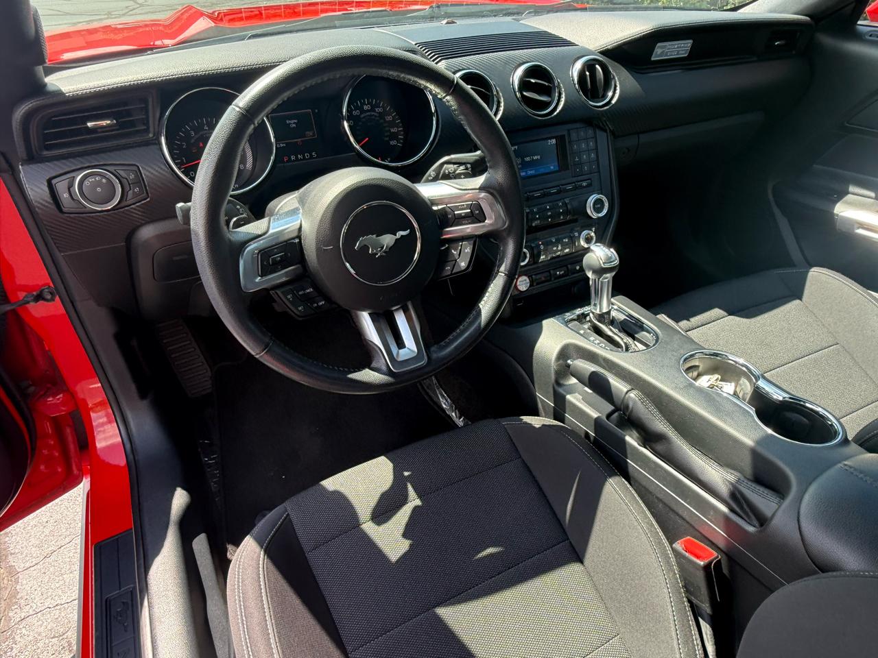 Ford Mustang 2dr Fastback V6 2015
