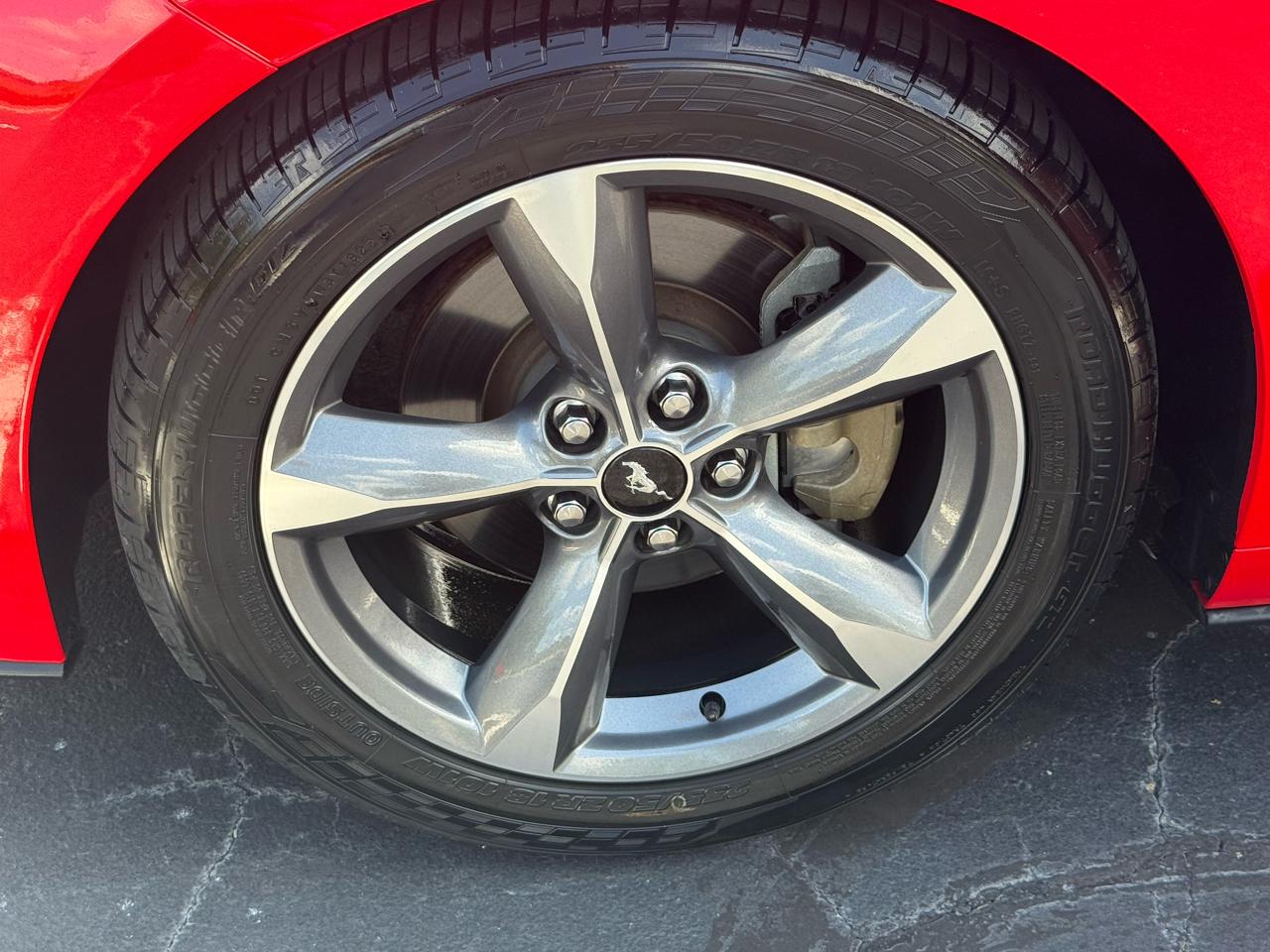 Ford Mustang 2dr Fastback V6 2015