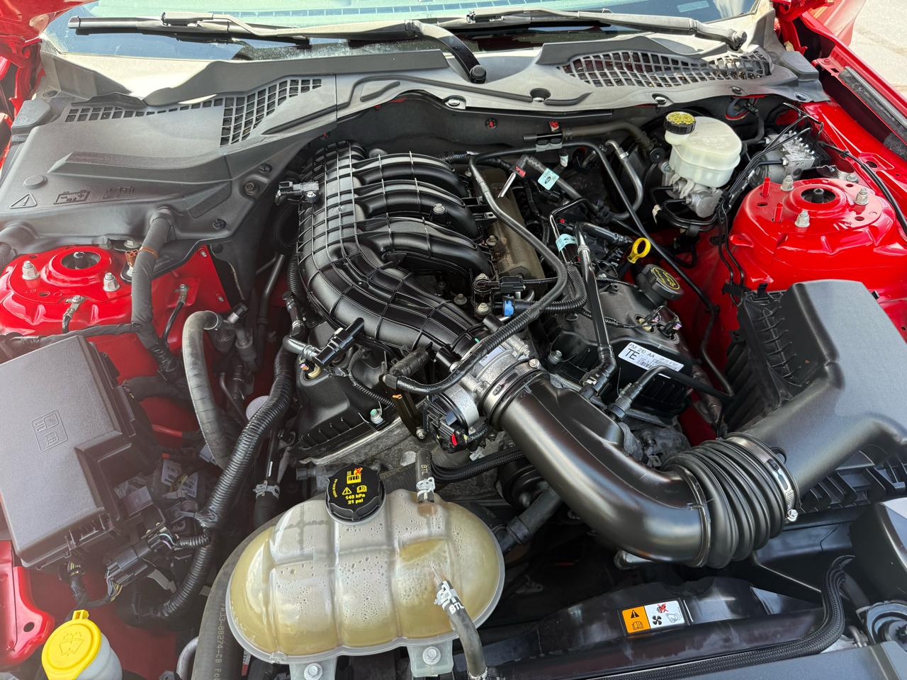 Ford Mustang 2dr Fastback V6 2015