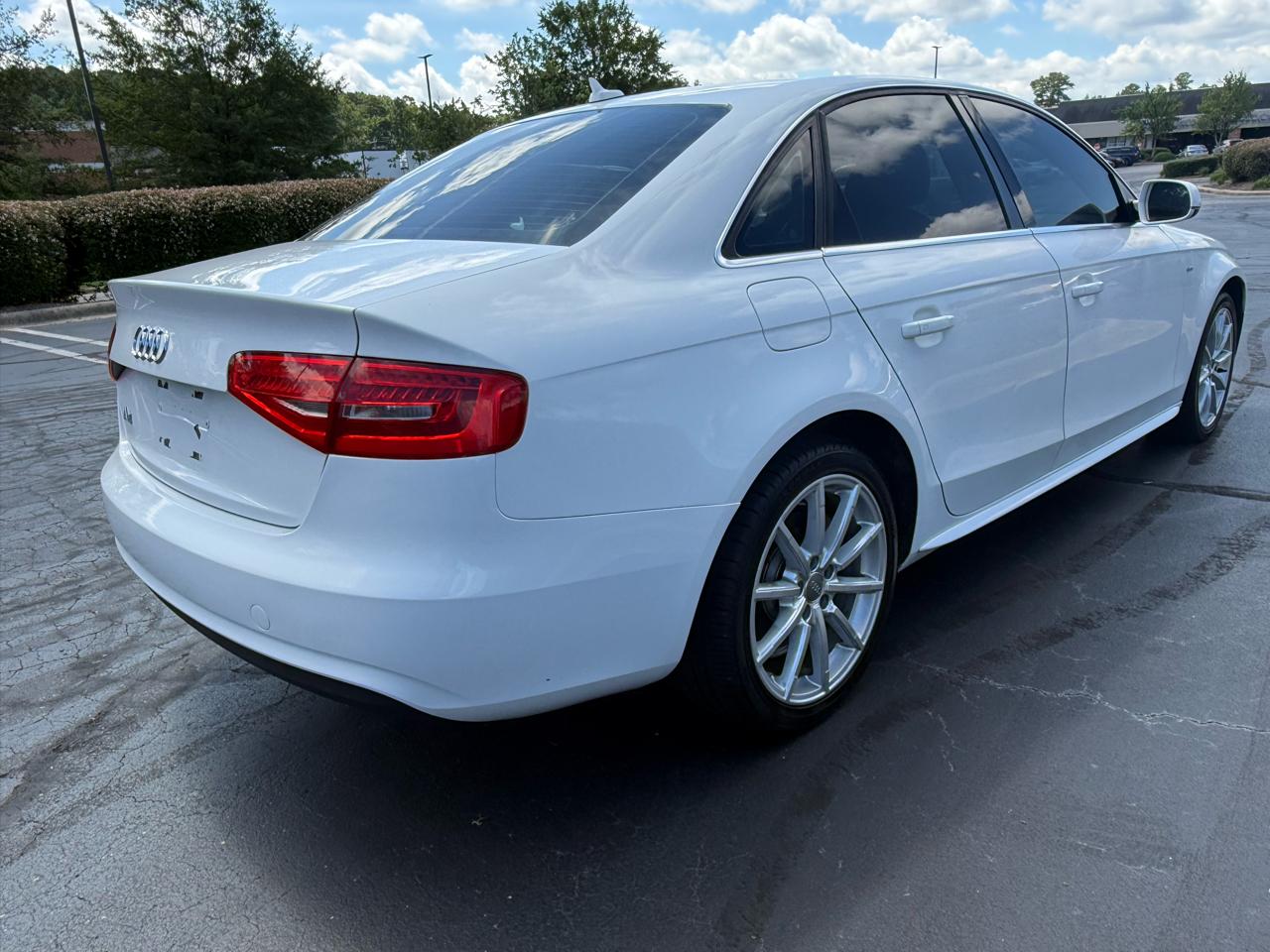 Audi A4 4dr Sdn CVT FrontTrak 2.0T Premium 2015