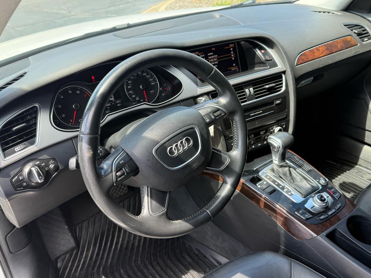 Audi A4 4dr Sdn CVT FrontTrak 2.0T Premium 2015