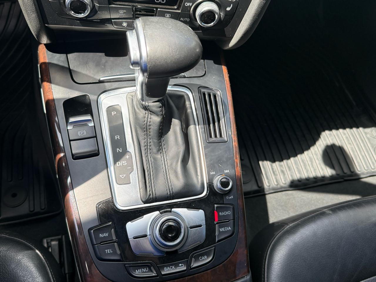 Audi A4 4dr Sdn CVT FrontTrak 2.0T Premium 2015