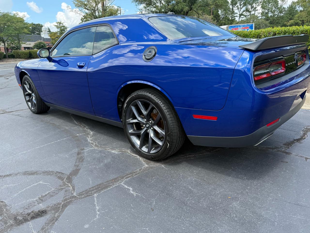 Dodge Challenger SXT RWD 2019