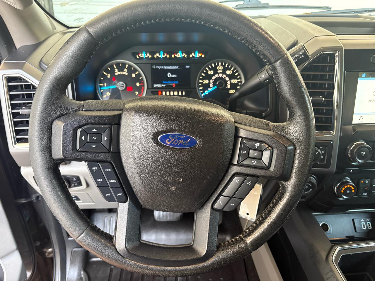 Ford F-150 XLT 4WD 2016