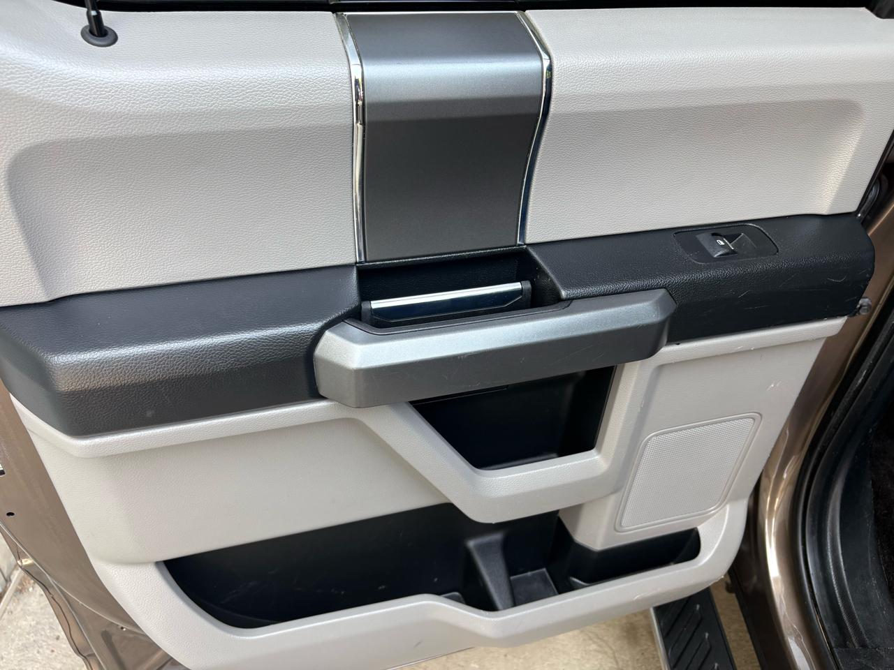 Ford F-150 XLT 4WD 2016