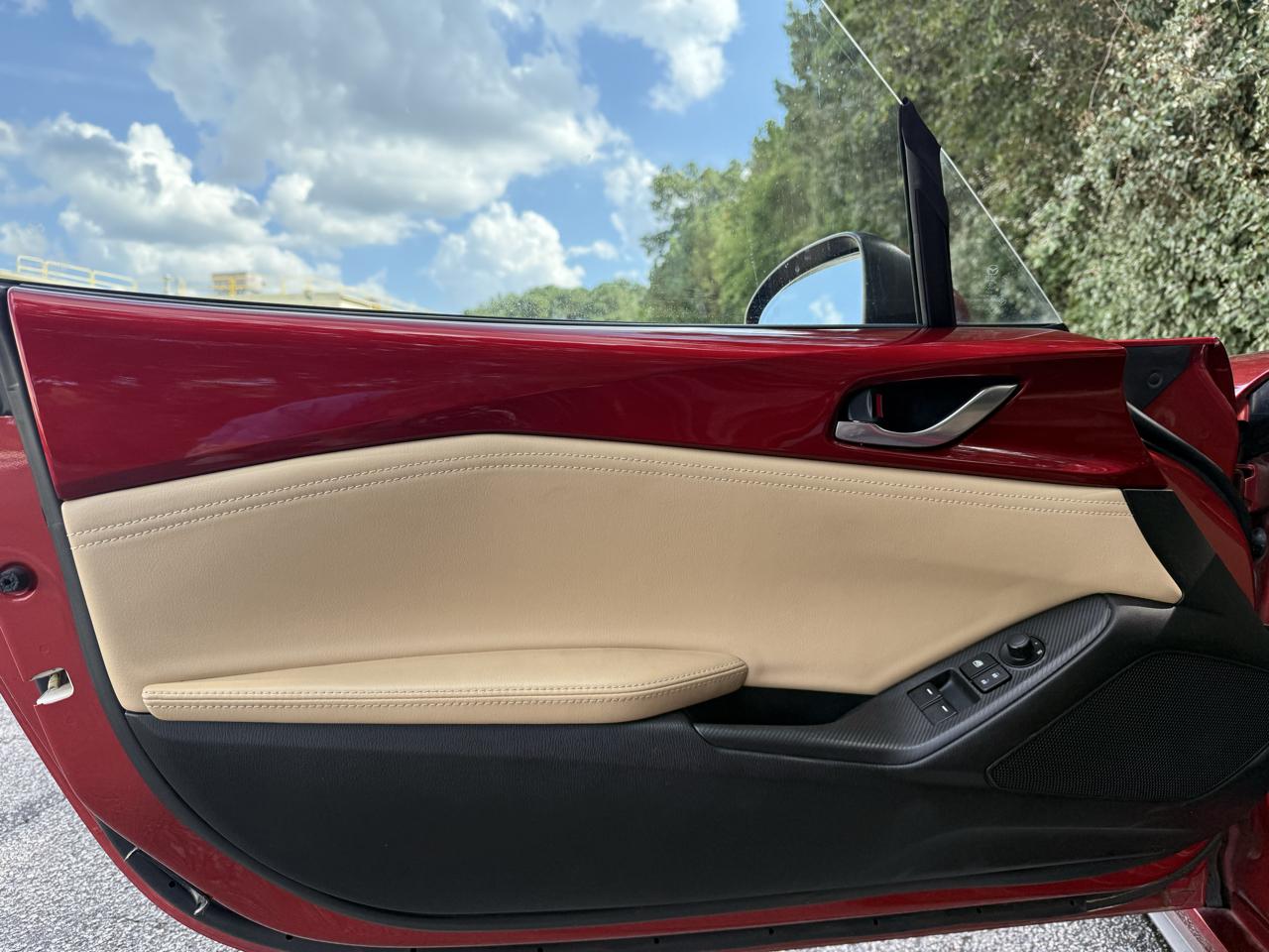 Mazda MX-5 Miata RF Grand Touring Auto 2019